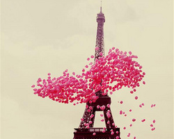埃菲尔铁塔唯美图片—巴黎的铁塔在思绪