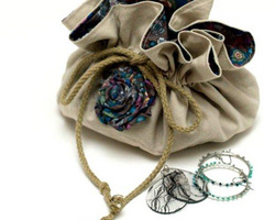 可爱的亚麻布珠宝袋手工DIY制作步骤图解