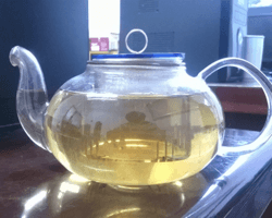 用易拉罐底制作茶壶盖废物利用教程