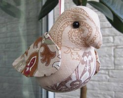 教你制作漂亮可爱的手工DIY布艺小鸟挂件的详细步骤