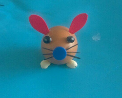 创意趣味DIY鸡蛋拼贴画小动物系列之可爱的小兔子