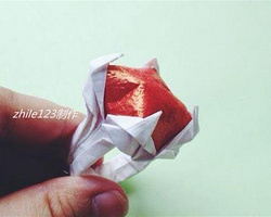 手工折纸DIY宝石戒指的折法图解教程
