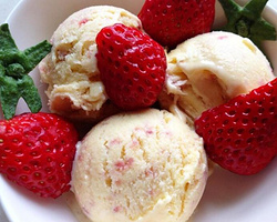 怎么做冰淇淋 哈根达斯风味的冰淇淋的做法