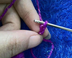 钩针入门详解 最常用的环形起针和辫子起针法