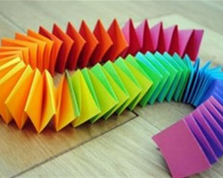 教你折叠漂亮的彩虹弹簧 儿童创意DIY折纸教程