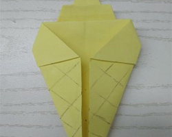 怎么用折纸折冰淇淋 夏日清凉最简单的甜筒的折法