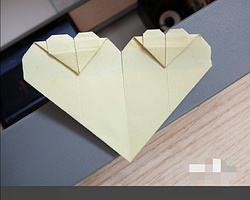 儿童手工折纸大全 爱心心～心～心相印的折法步骤