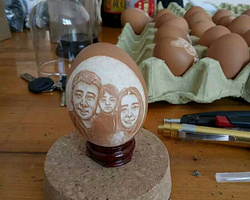教你雕刻全家福一个鸡蛋暴走雕刻图解教程