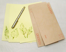 树叶做艺术信纸趣味diy教程