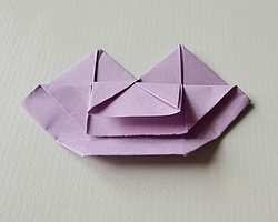 小学生简单的折纸方法 小爱心的折法教程