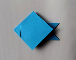100个简单易学的DIY折纸 小热带鱼的折法图片步骤