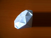 折纸钻石 复杂逼真的立体钻石折纸图解