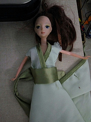 娃娃旗袍怎么做 芭比娃娃自制旗袍图解