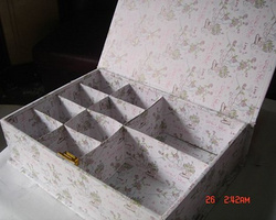 简单的礼品酒盒、月饼盒手工制作收纳盒做法图解