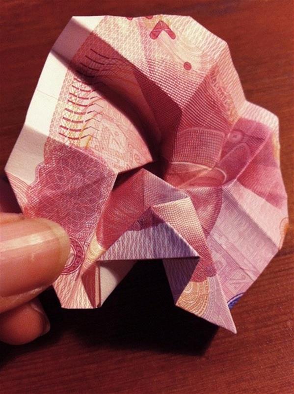 百元玫瑰花的简单折法图片