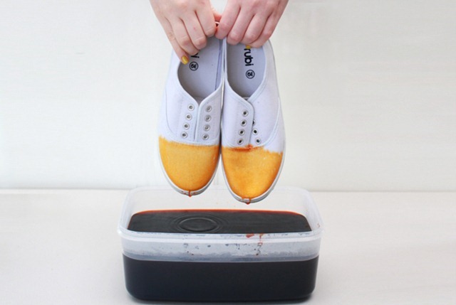自己动手DIY染色彩鞋 最简单的创意手绘鞋教程