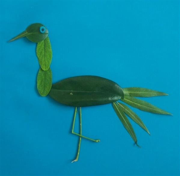 幼儿手工制作树叶贴画 DIY丹顶鹤的做法图解