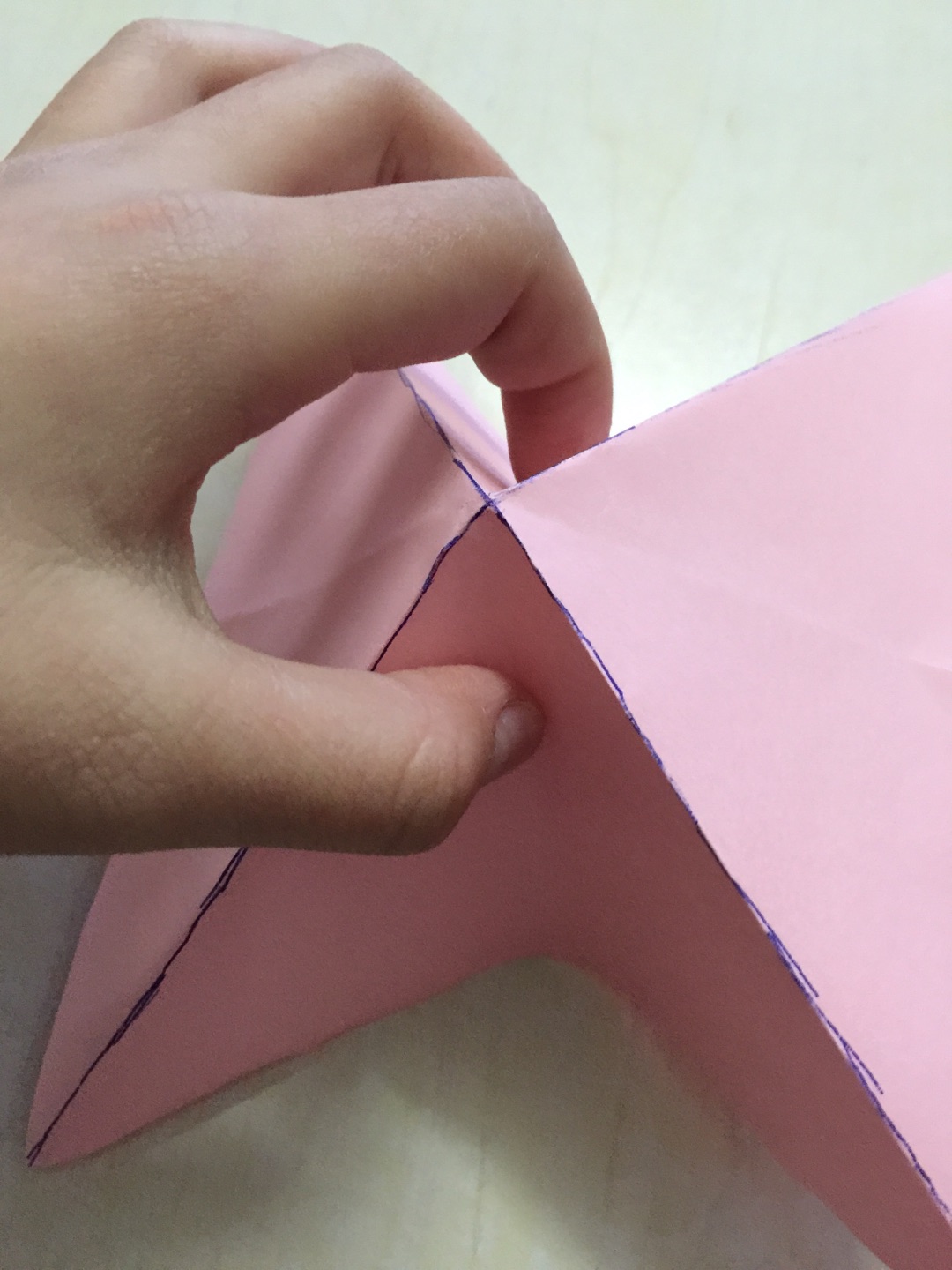 小孩易学的DIY折纸方法 小桃子的折法图解教程 咿咿呀呀儿童手工网