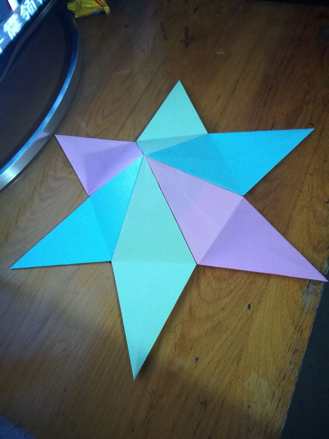 星星纸还能叠什么,长纸条可以折什么,用星星条做100种手工_大山谷图库