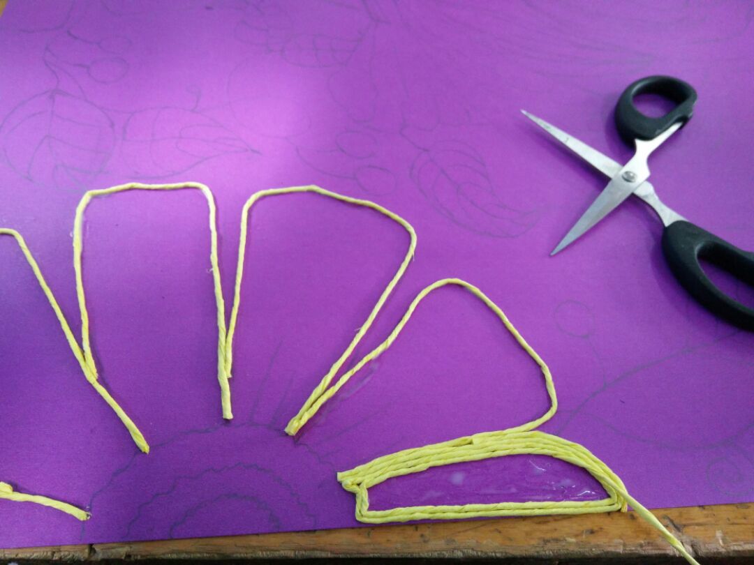 创意的DIY花卉折纸 教你用皱纹纸折叠漂亮的玫瑰花（亲子折纸手工制作大全） - 有点网 - 好手艺