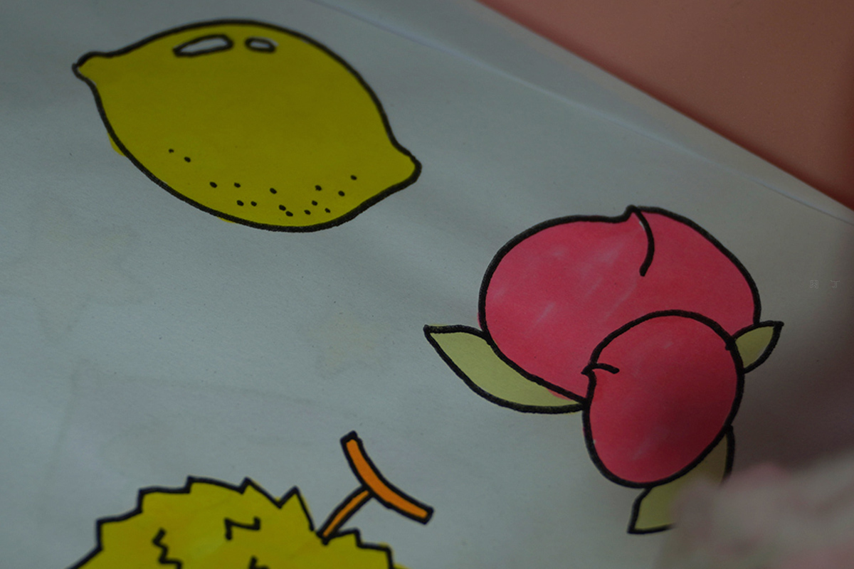 5—8岁少儿超简单的画画 创意彩色简笔画桃子怎么画💛巧艺网