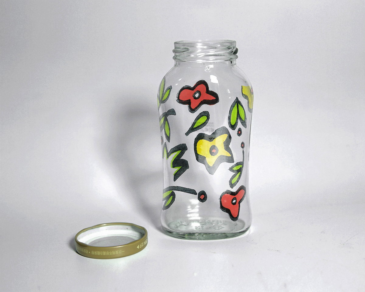 简单可爱空玻璃瓶的妙用 玻璃瓶手绘美术图片💛巧艺网