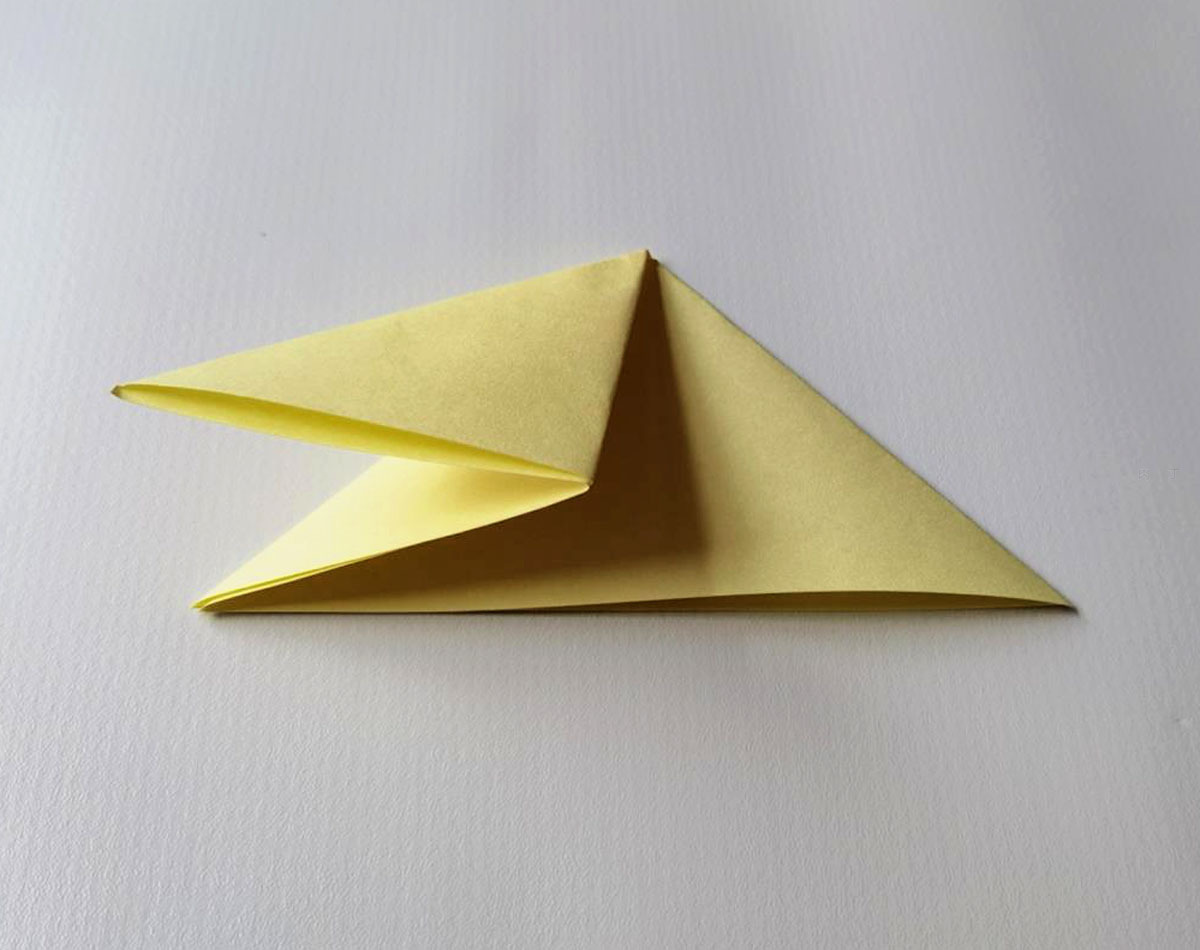 儿童简单的折纸方法 小宝塔的折法过程╭★肉丁网