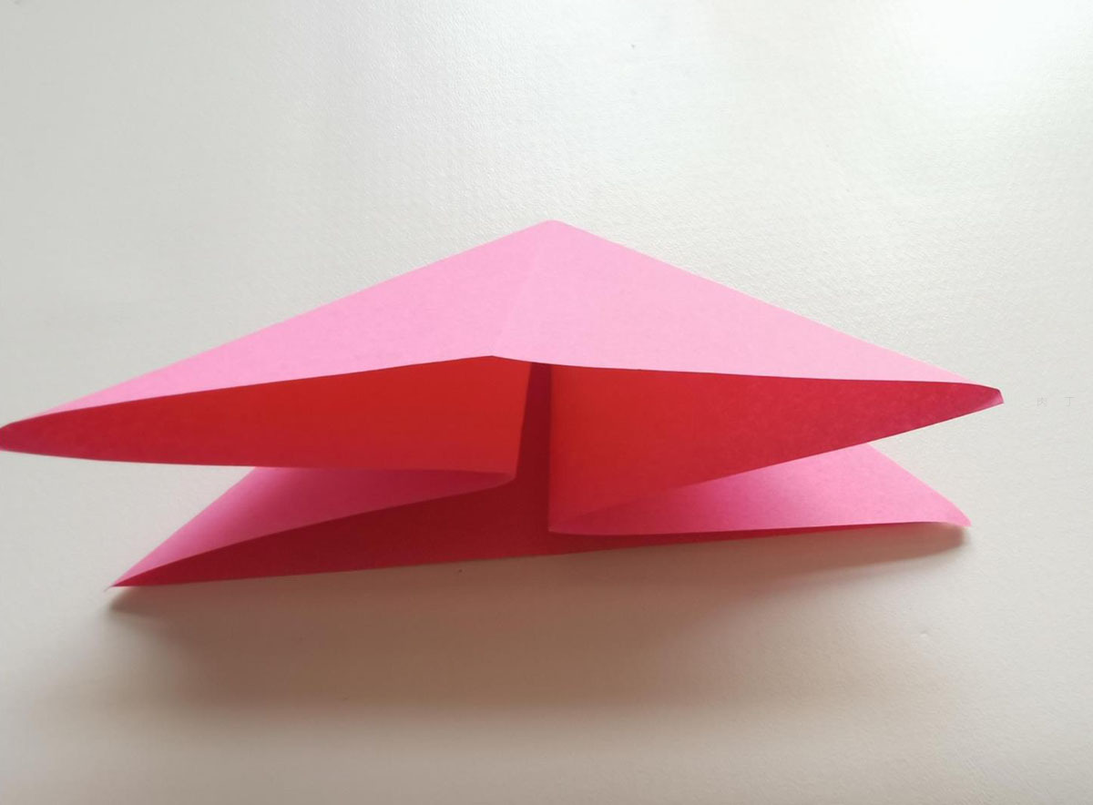 小孩易学的DIY折纸方法 小桃子的折法图解教程 咿咿呀呀儿童手工网