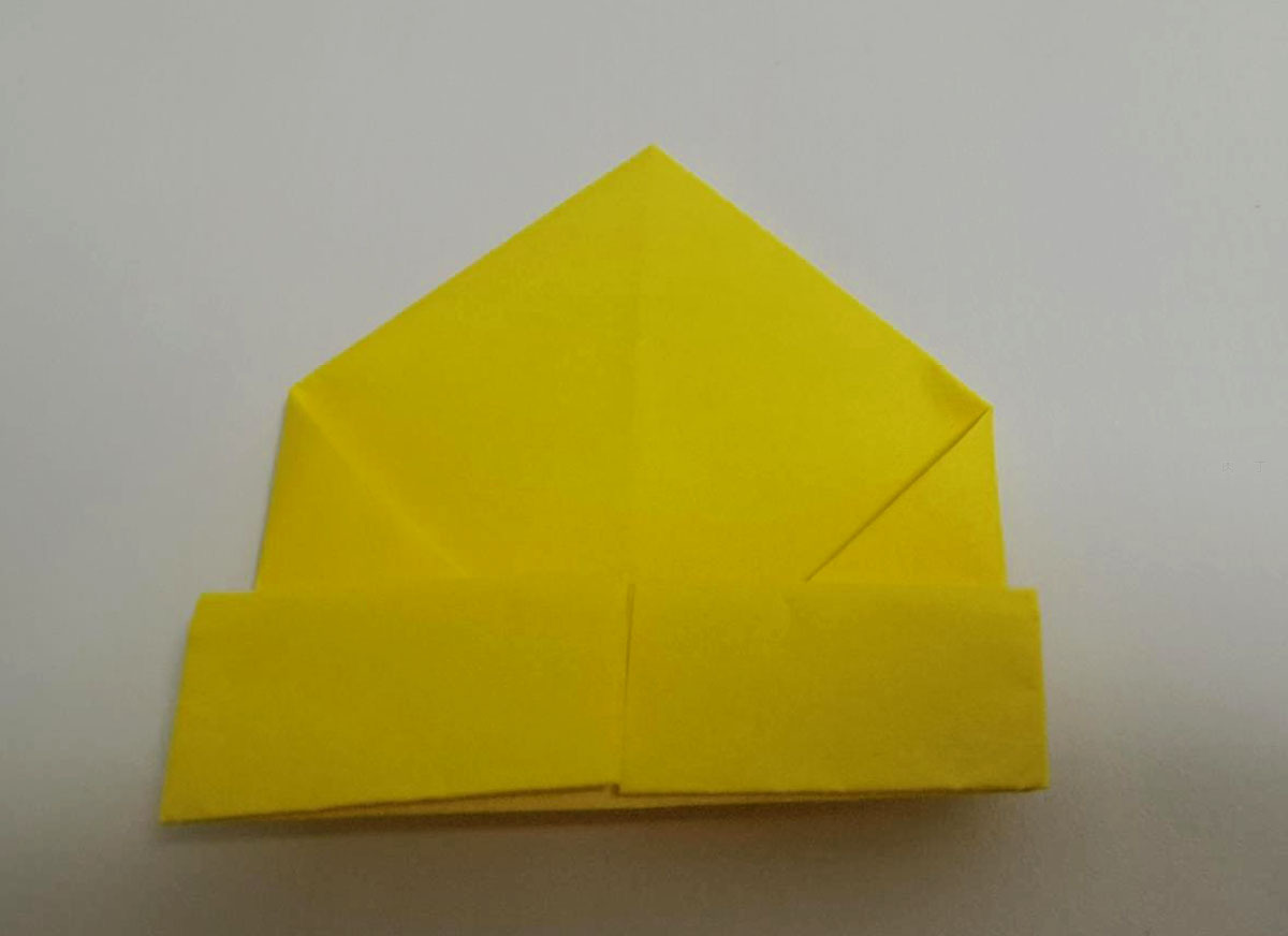 帽子的折法 最简单的纸帽子折法_华夏智能网