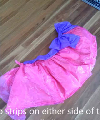 塑料袋制作时装秀连衣裙礼服
