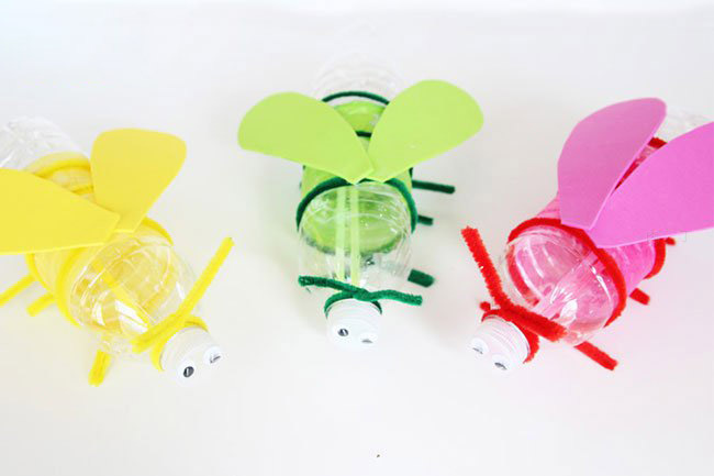 塑料瓶变玩具制作萤火虫灯笼