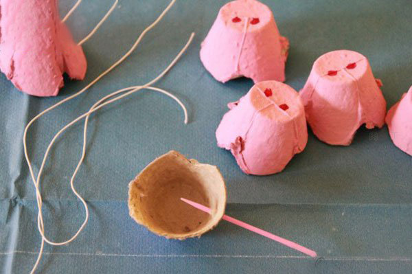 儿童手工 鸡蛋托制作小猪鼻子