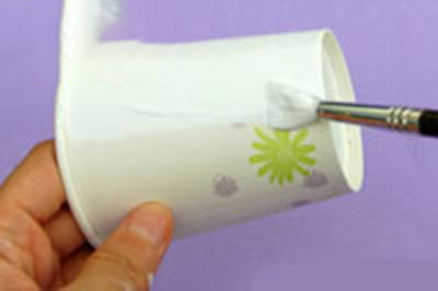 万圣节幼儿园手工制作纸杯幽灵挂饰